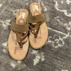 Sorel Tan Ella II Easy Flip Sandals